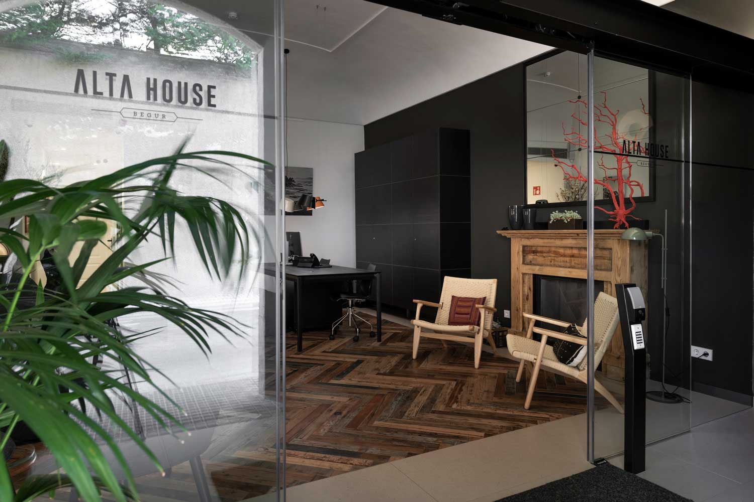 Alta-house_recepcion